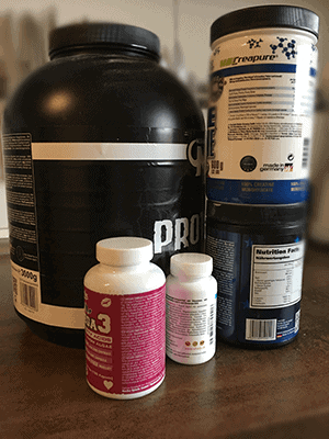 Supplements für Bodybuilding (Eiweiß, Creatin, BCAA, Vitamine)